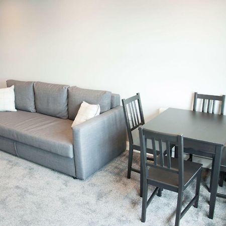 The Square Guest Apartment Stewartstown Экстерьер фото