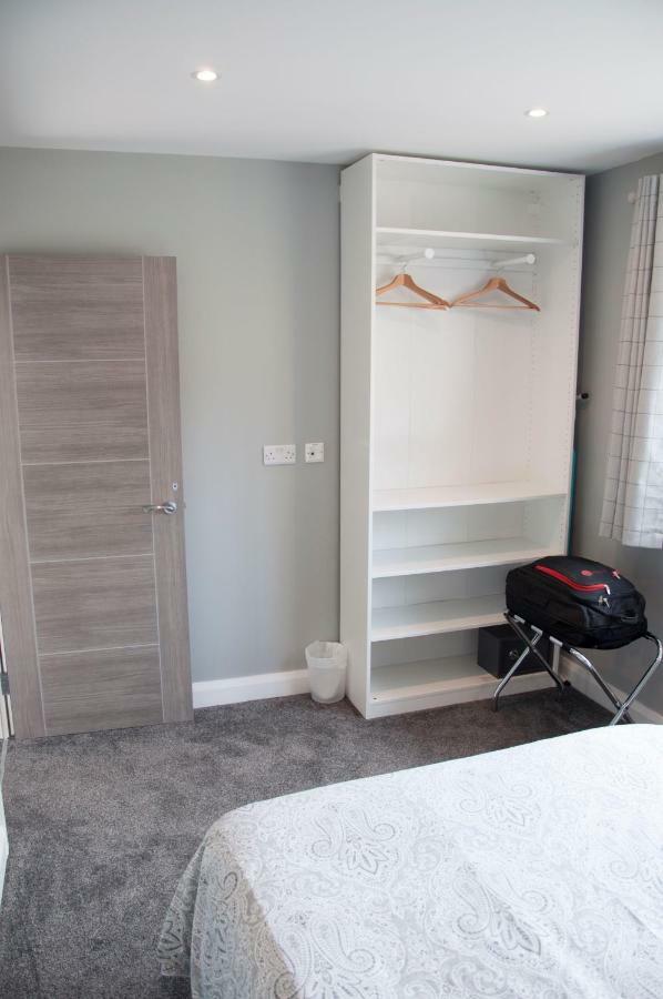 The Square Guest Apartment Stewartstown Экстерьер фото